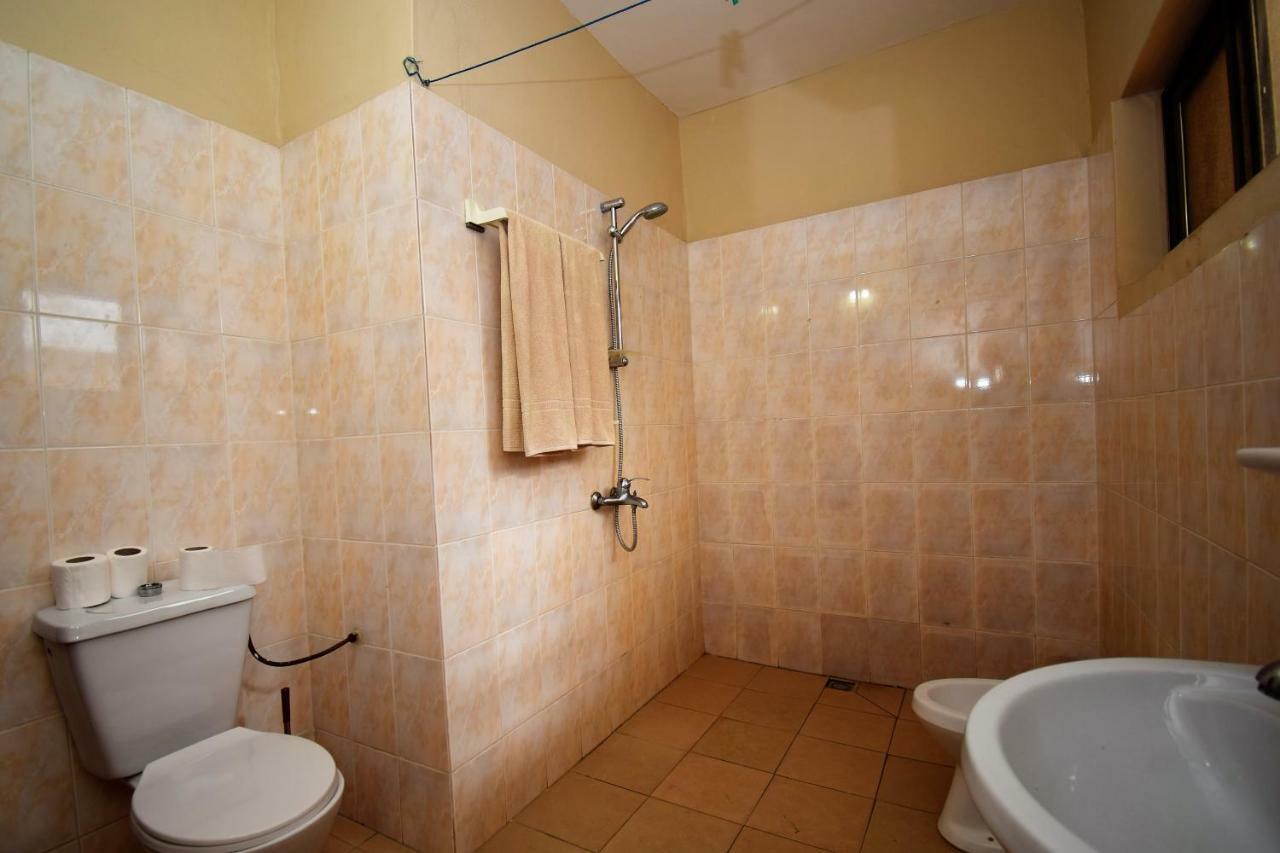 B&B Chez Rita Cotonou Exterior foto